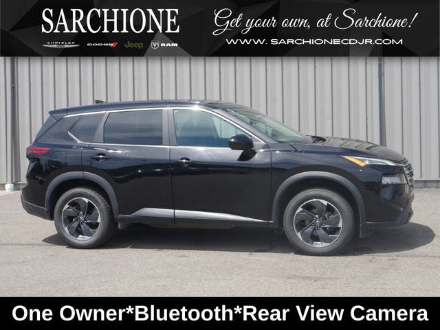 2024 Nissan Rogue SV in Super Black — front three-quarter view